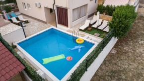 Bruno's Poolside Retreat